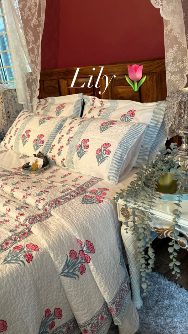 Lily Quilted bedcover set