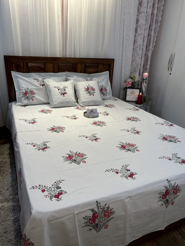 Scarlett Opulence - Image 7