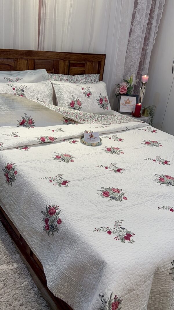 Scarlette Opulence - Straight cut Bedding set - Image 3