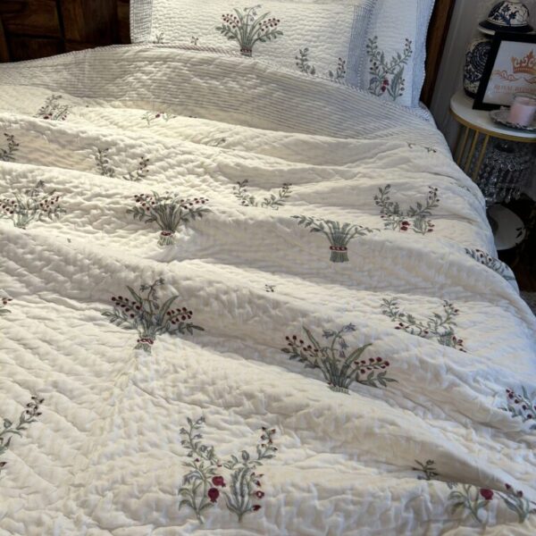 Aqua leaf Single pair Quilts