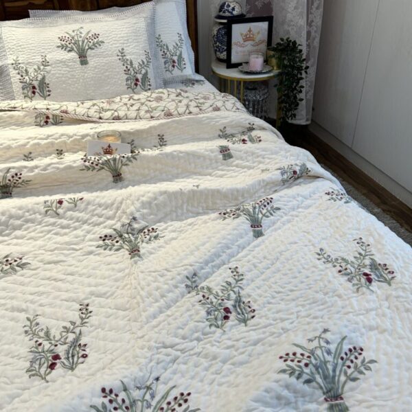 Aqua leaf Single pair Quilts