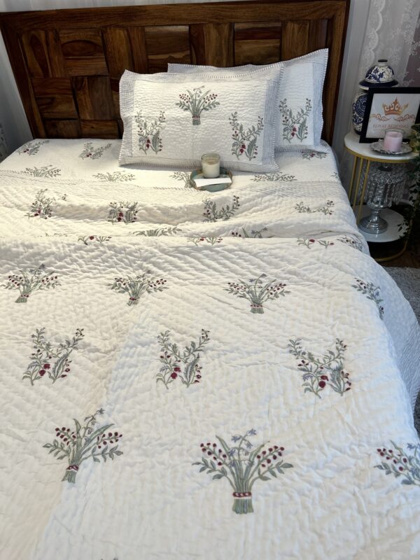 Aqua Leaf Bedding set - Image 12