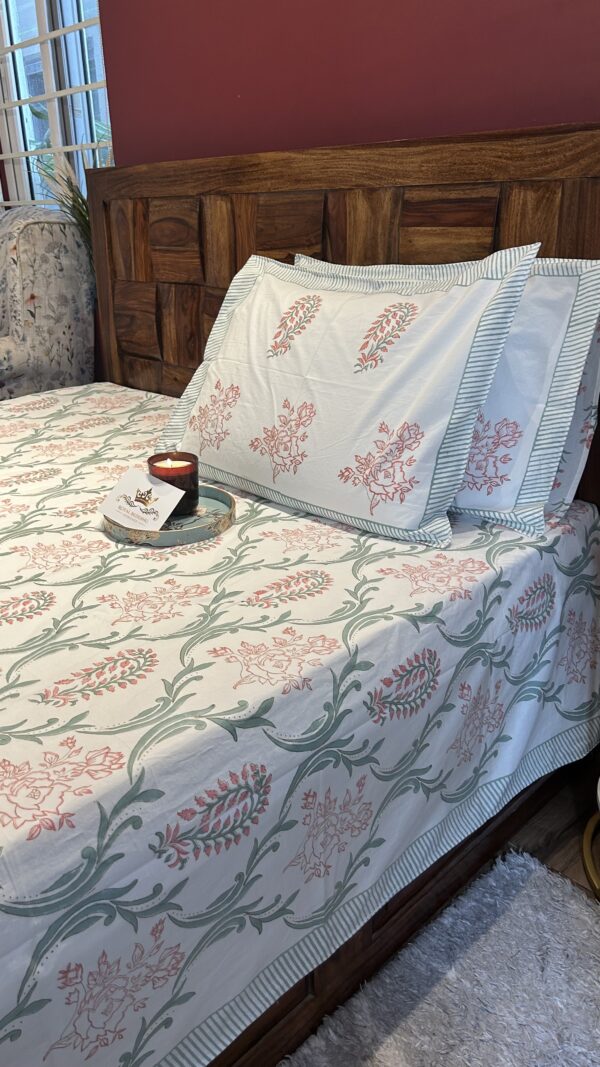Summer Rose- Bedsheet set