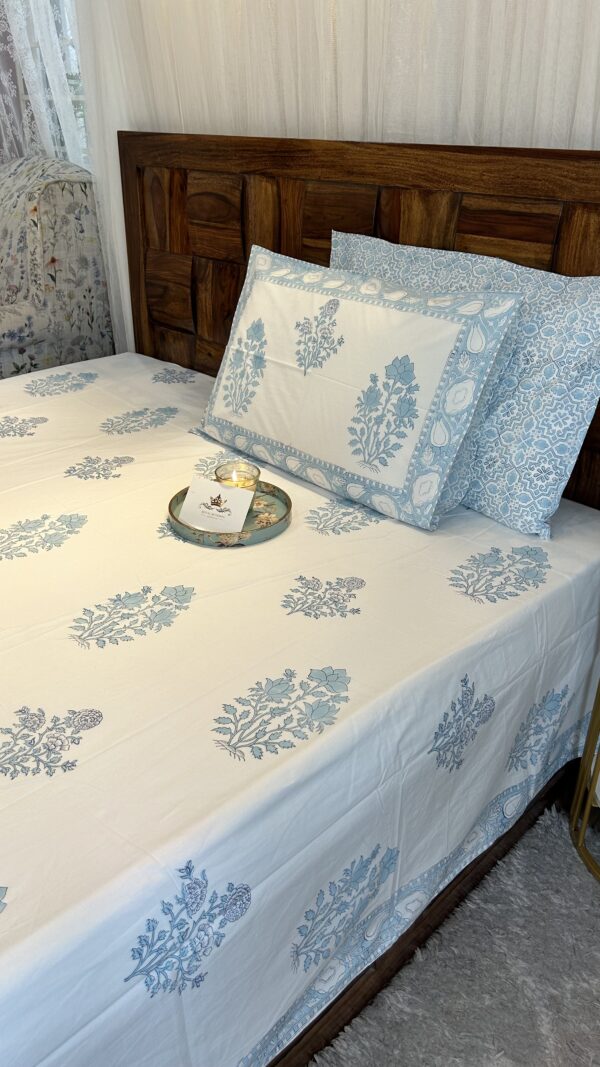 Ethereal Blue lotus - Bedsheet set - Image 3