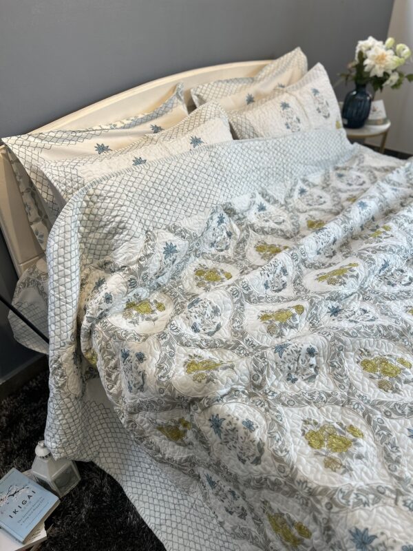 Lemon Sage Quilt set