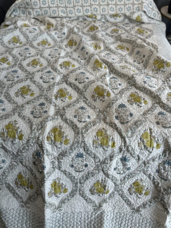Lemon Sage Quilt set - Image 7