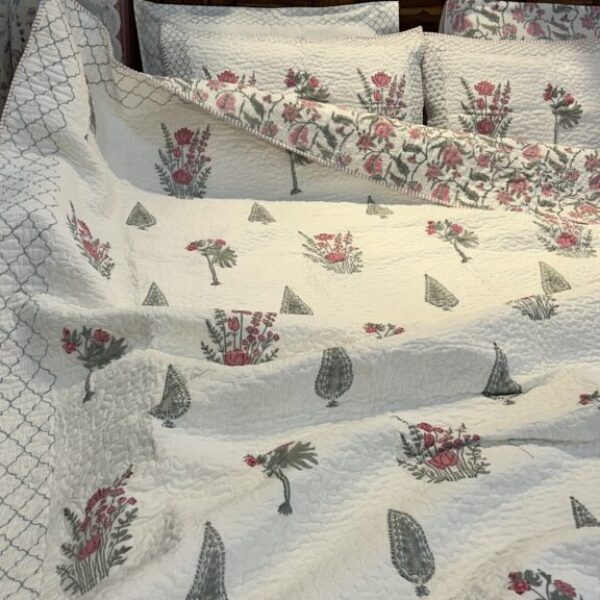 Lotus Dreamscape comforter set