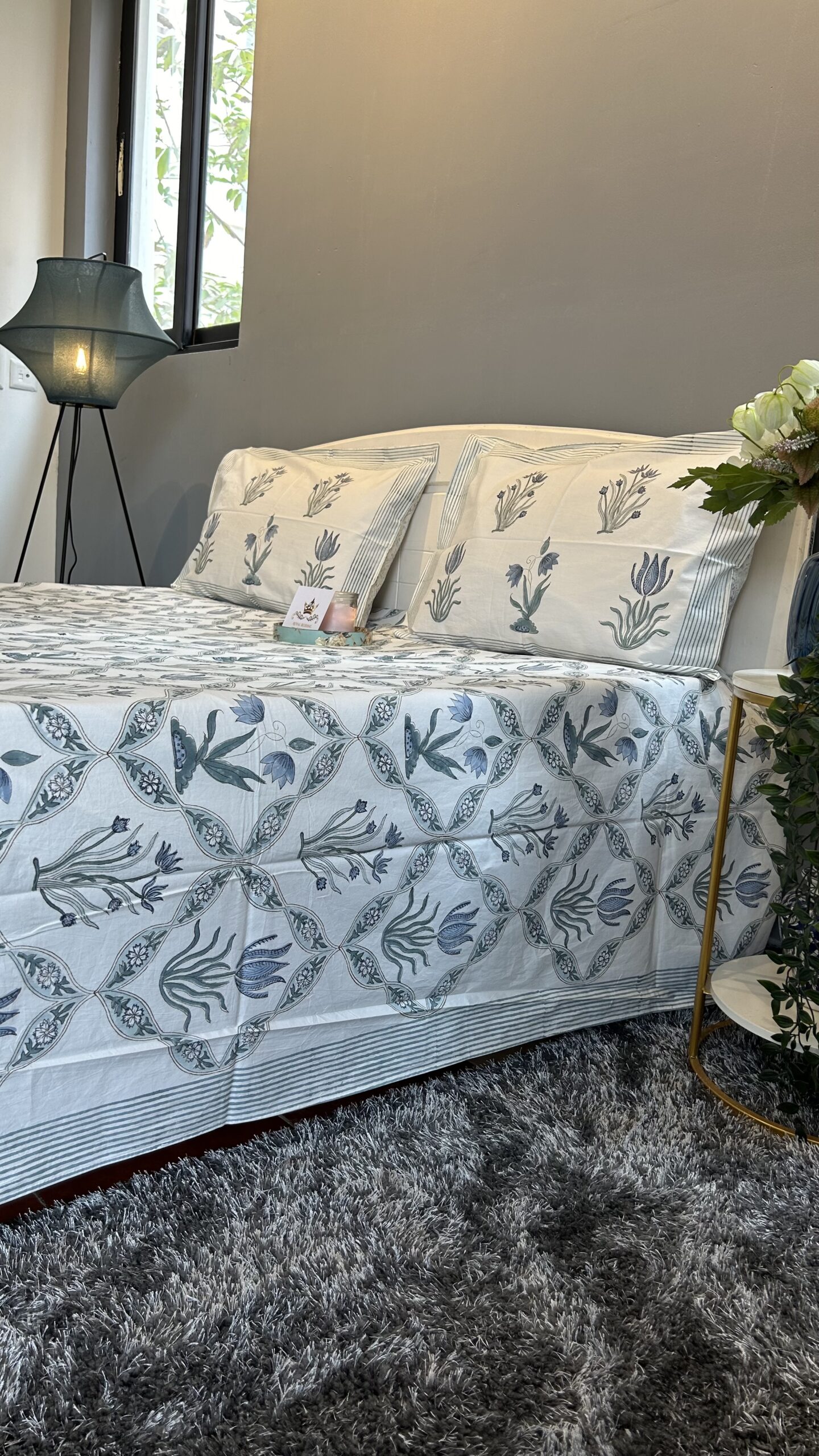 Floral Fauna comforter set - Image 10