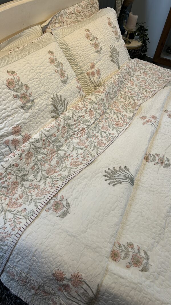 Sanober Bedcover - Image 8