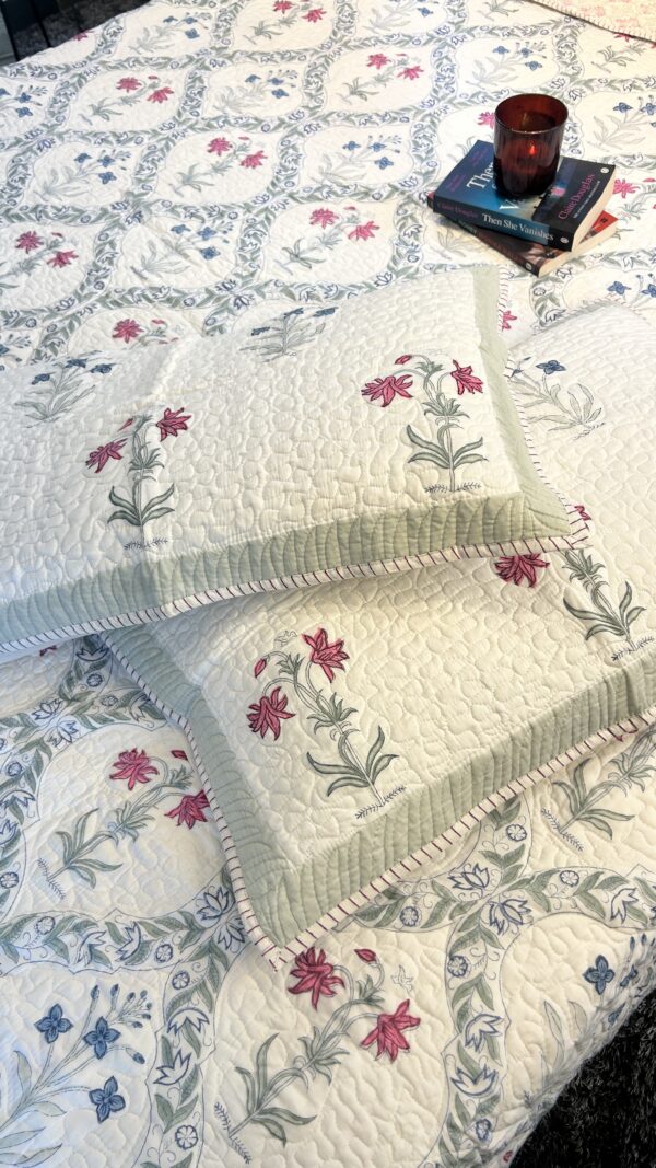Iris Grey - Image 11