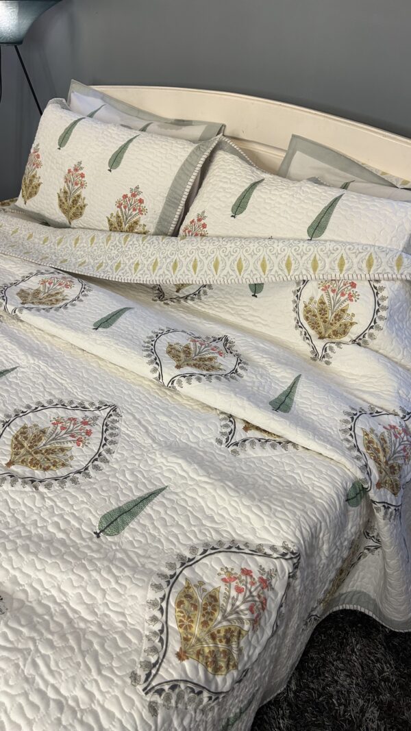 Cynthia Bedding set - Image 8